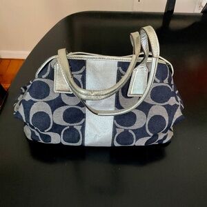 Coach shoulder bag